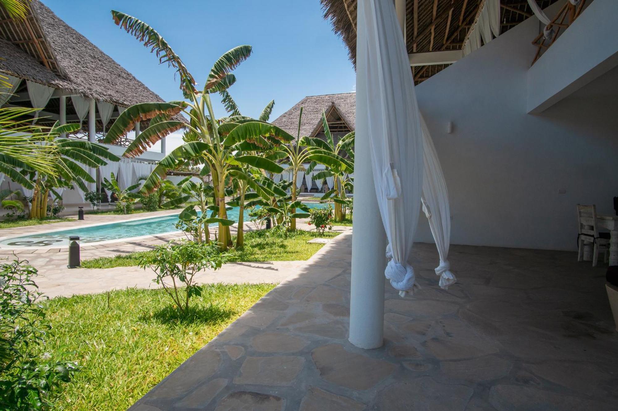 Rafiki Tamu Residential Resort Ватаму Экстерьер фото