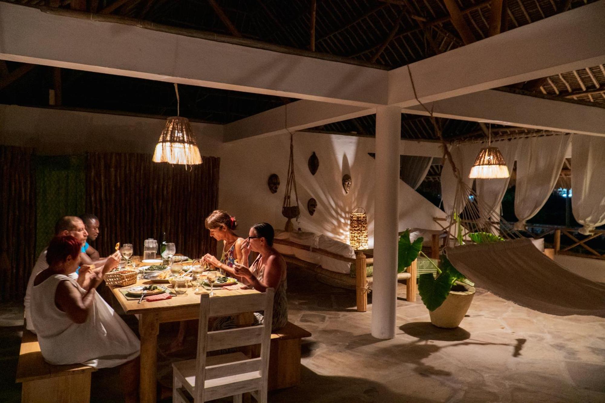 Rafiki Tamu Residential Resort Ватаму Экстерьер фото