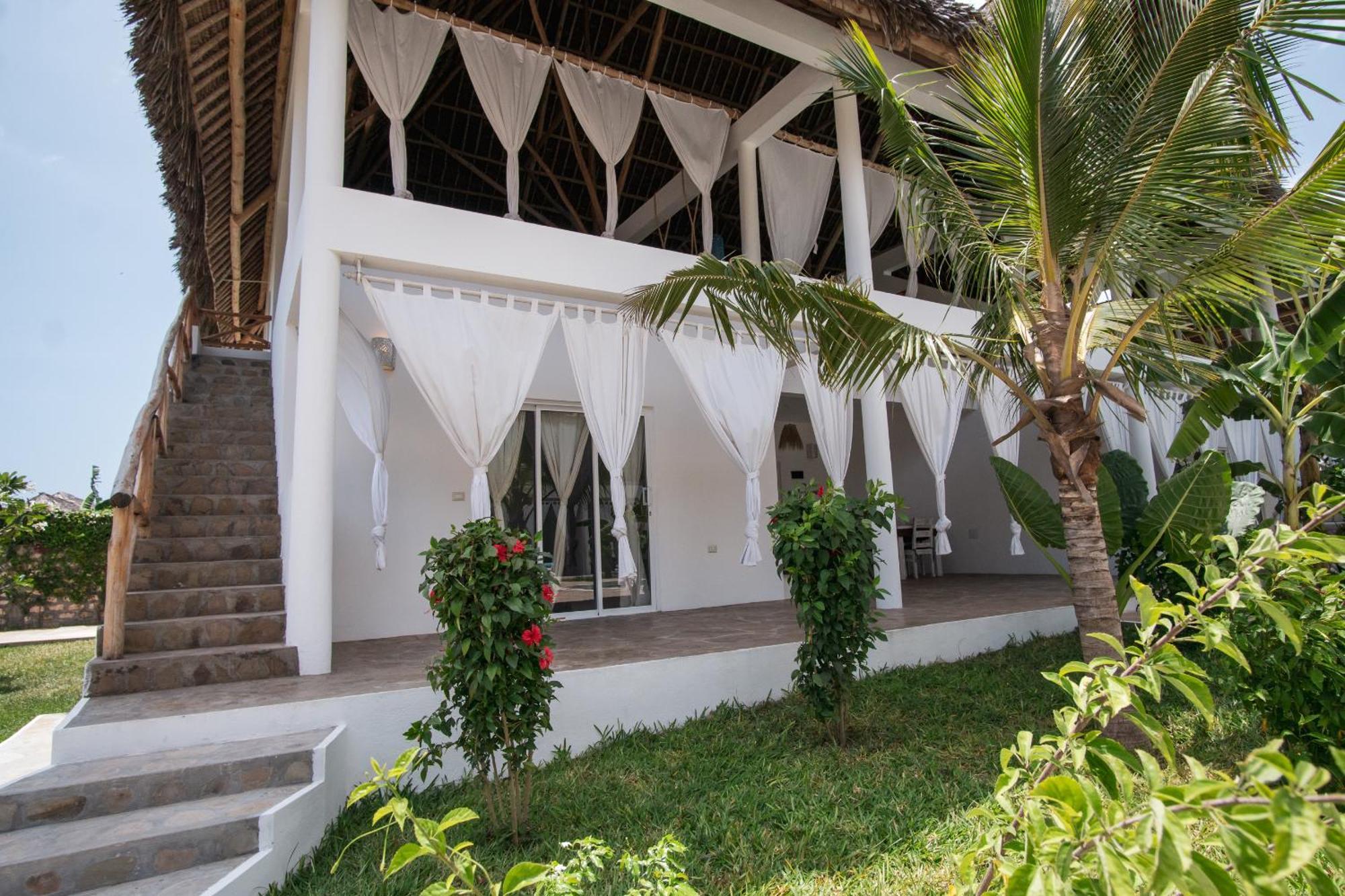 Rafiki Tamu Residential Resort Ватаму Экстерьер фото