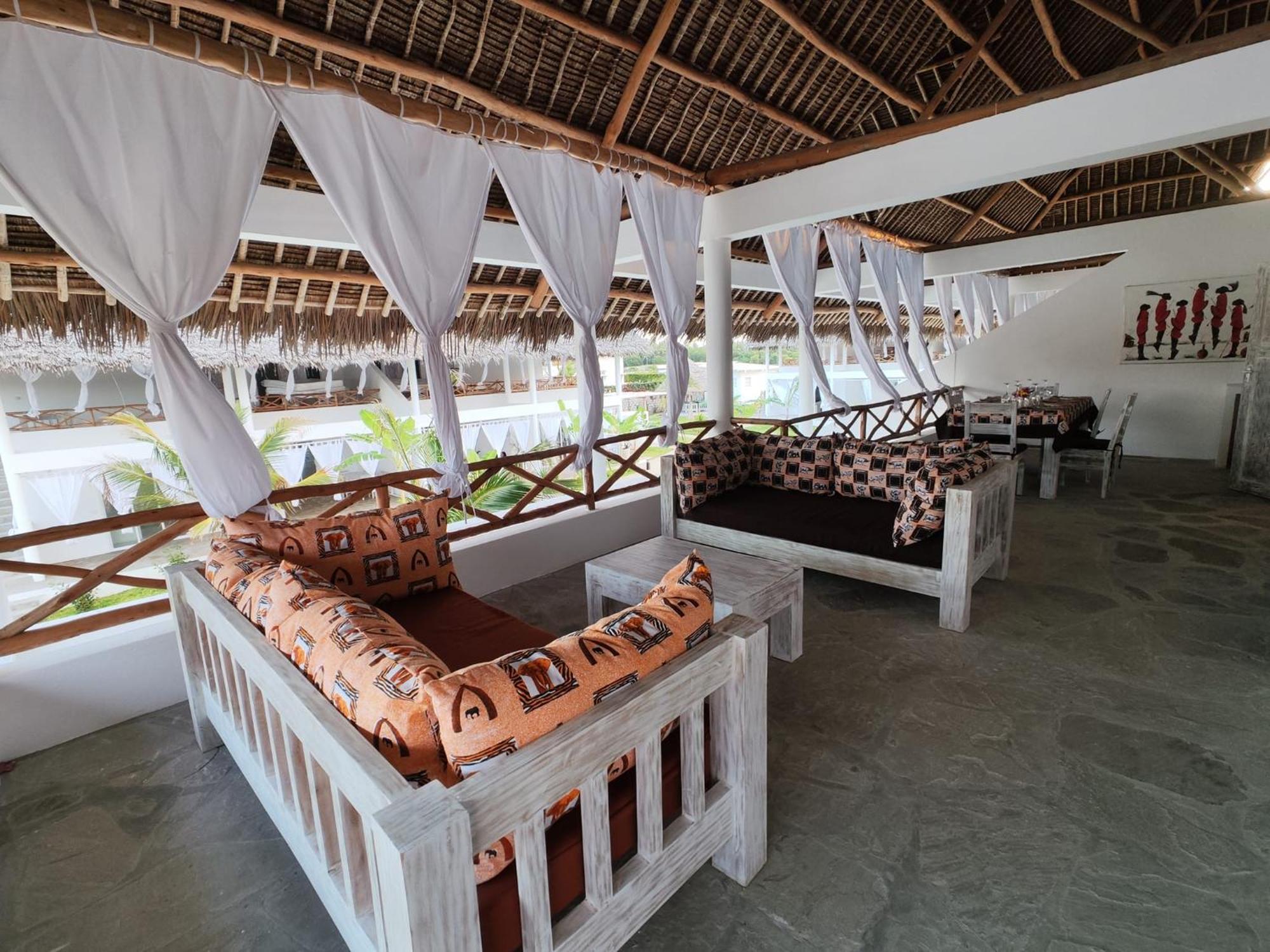 Rafiki Tamu Residential Resort Ватаму Экстерьер фото