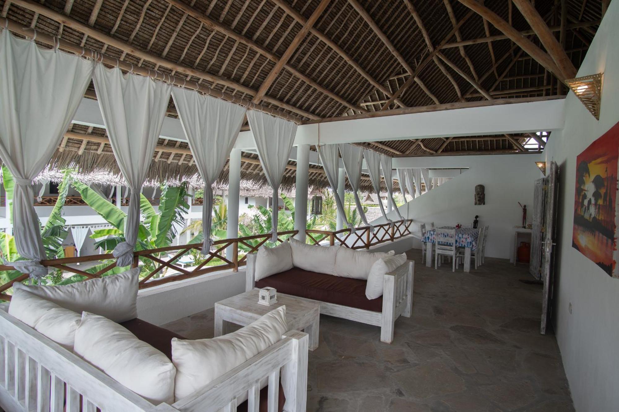Rafiki Tamu Residential Resort Ватаму Экстерьер фото