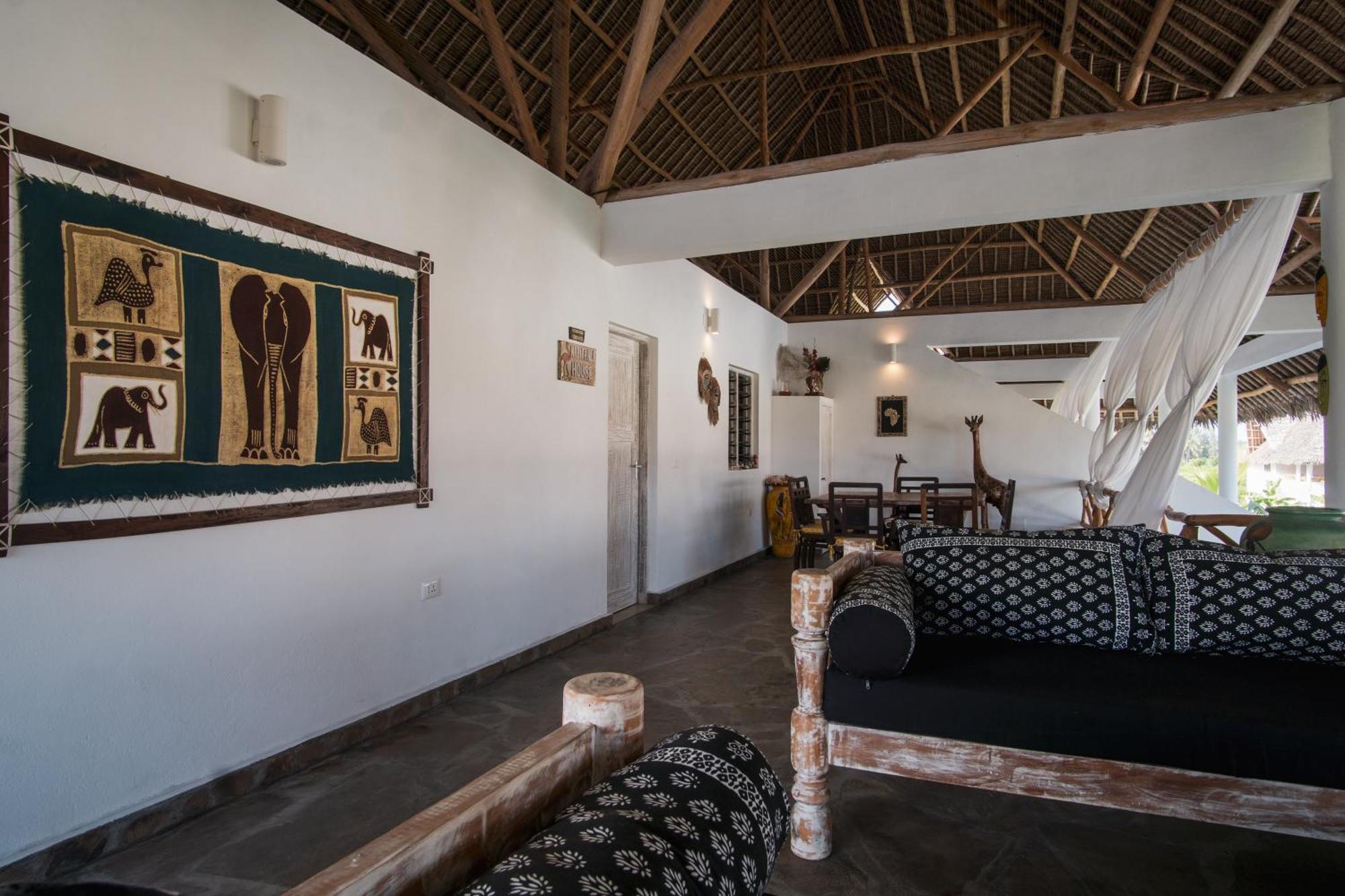 Rafiki Tamu Residential Resort Ватаму Экстерьер фото